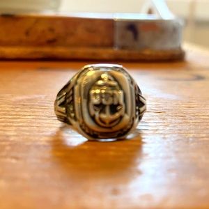 Vintage, Sterling Silver U.S.Navy, size 5 1/2 ring.
